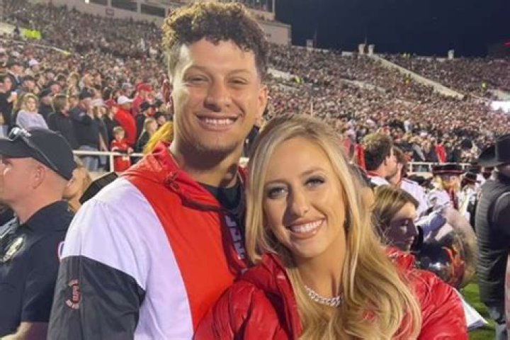 A Deep Dive Into AJ Brown's Wife: Who Is She?