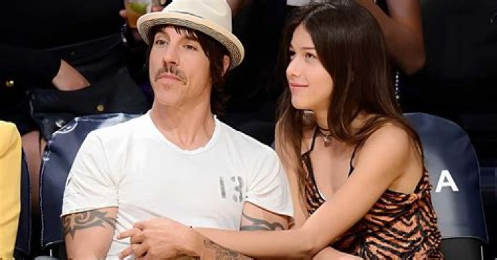 Anthony Kiedis' Relationship With A 19-Year-Old: A Deeper Dive