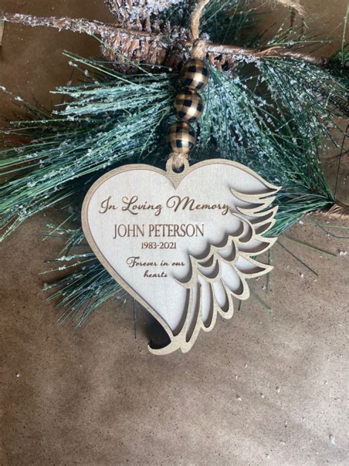 Creating Lasting Memories: Christmas Ornaments For Deceased Loved Ones