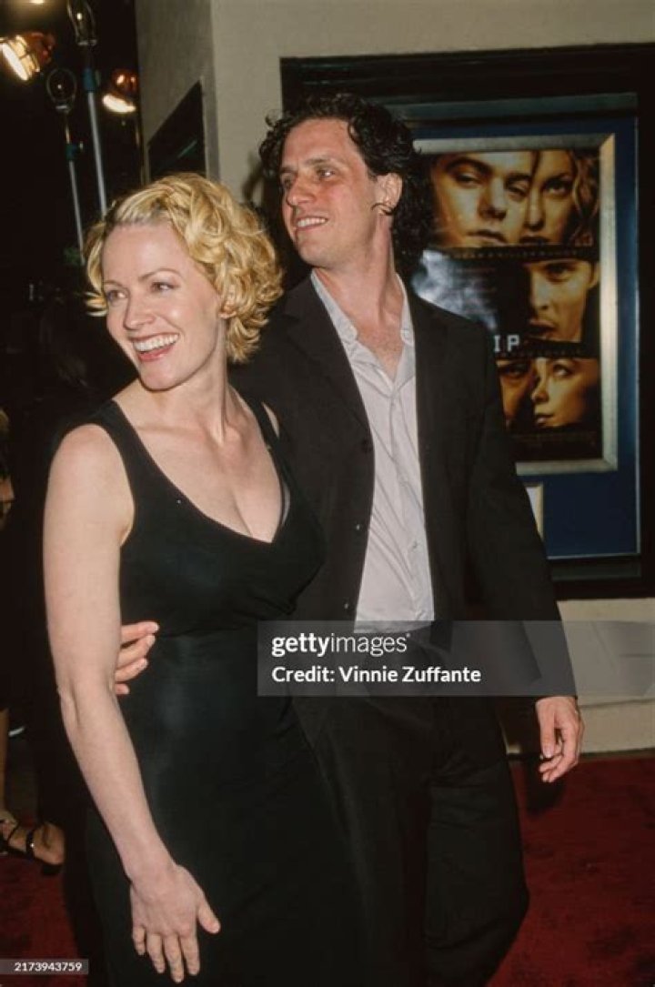 Elisabeth Shue And Her Husband: A Journey Through Love And Career