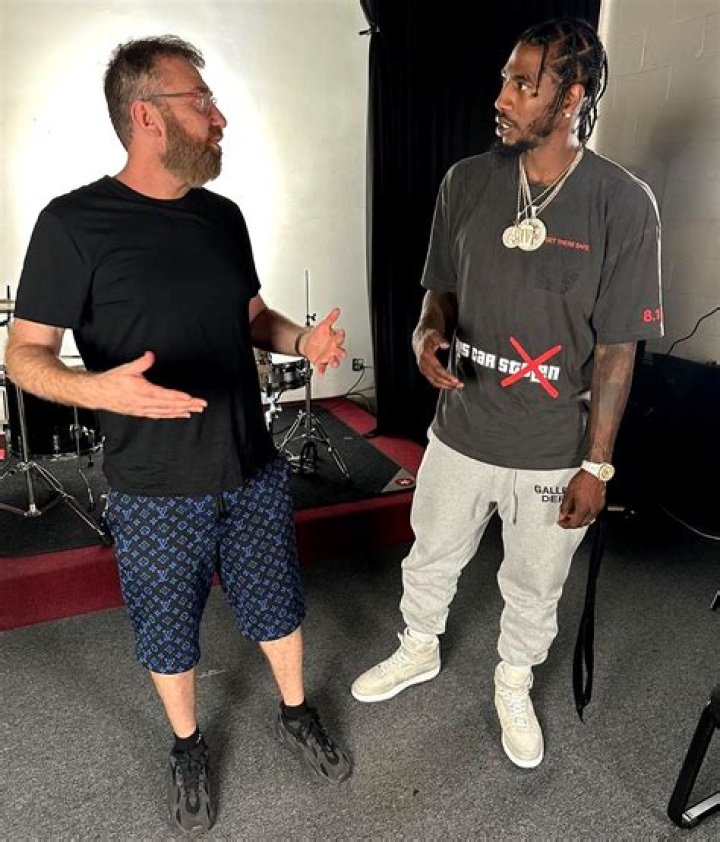 Exploring The World Of DJ Vlad: The Voice Of Hip-Hop Culture