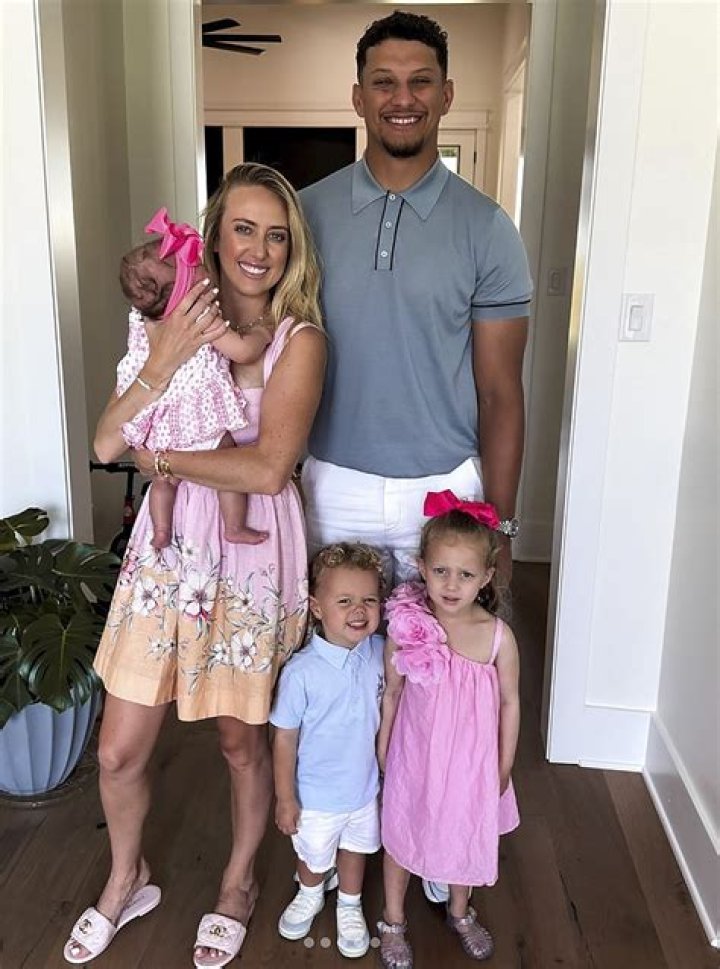 Unraveling The Truth: Does Patrick Mahomes' Daughter Have Cancer?