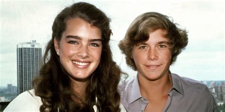 Unveiling Christopher Briney Relationships: A Closer Look