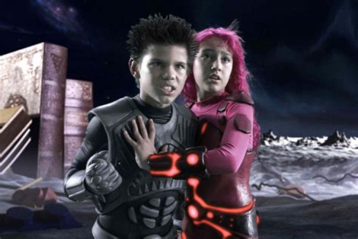 Unveiling The Age Of Taylor Lautner In Sharkboy: A Nostalgic Dive Into Childhood Cinema