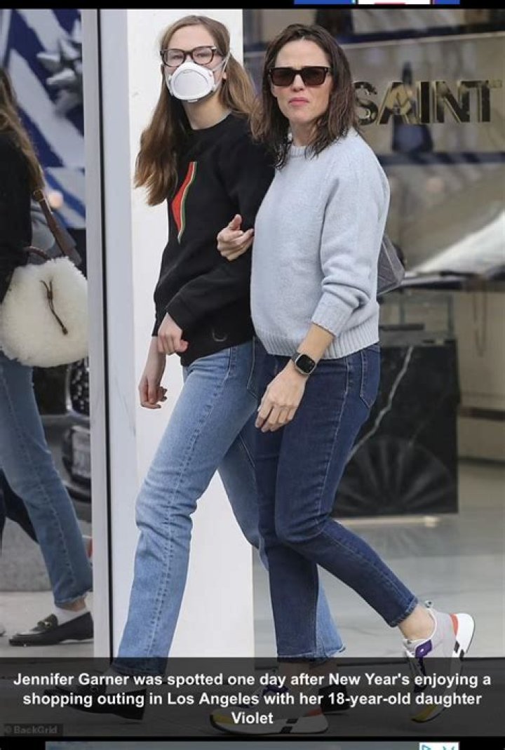 Unveiling The Mystery: Why Violet Affleck Conceals Her Face